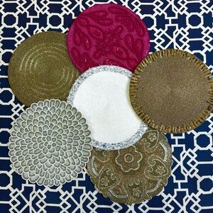 Kim Seybert Croscill Beaded Placemats Set of 6 Gold Silver Pink